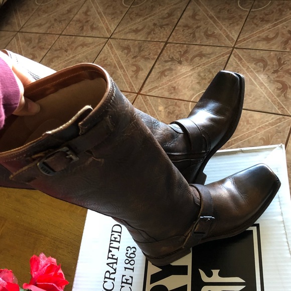 FRYE Smith Engineer 6 1/2 - Picture 2 of 4